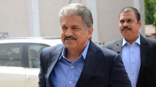 'Pause Before You Punch': Anand Mahindra Gives Life Lesson to Sanjiv Kapoor After Ex-Jet Airways Official's 'Incorrect Analogy' Post About Dubai Rains