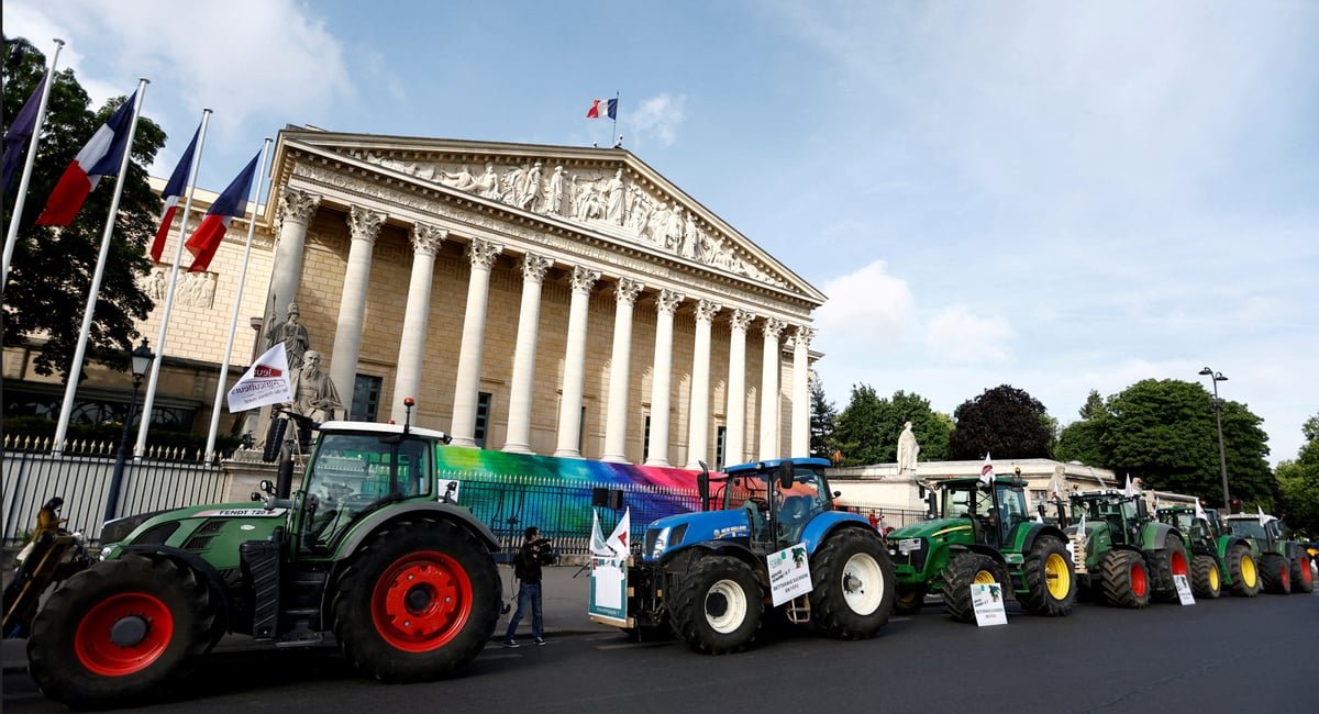 Pesticides : après l’interdiction de l’acétamipride en France, le casse-tête des importations