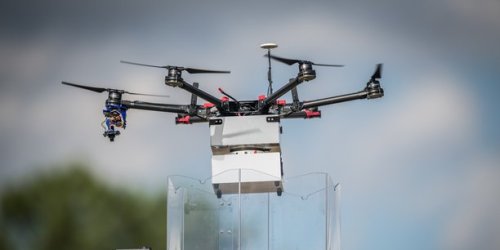 Des drones volants sur 100 km le long du littoral girondin et bientôt à l'aéroport de Bordeaux