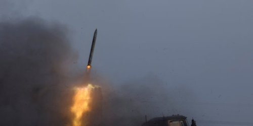 Ukraine : la nouvelle aide américaine inclut des roquettes capables de doubler la portée de la force de frappe de Kiev