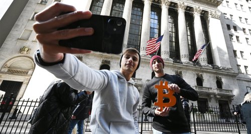 Cryptos et ETF, les nouvelles stars des jeunes épargnants