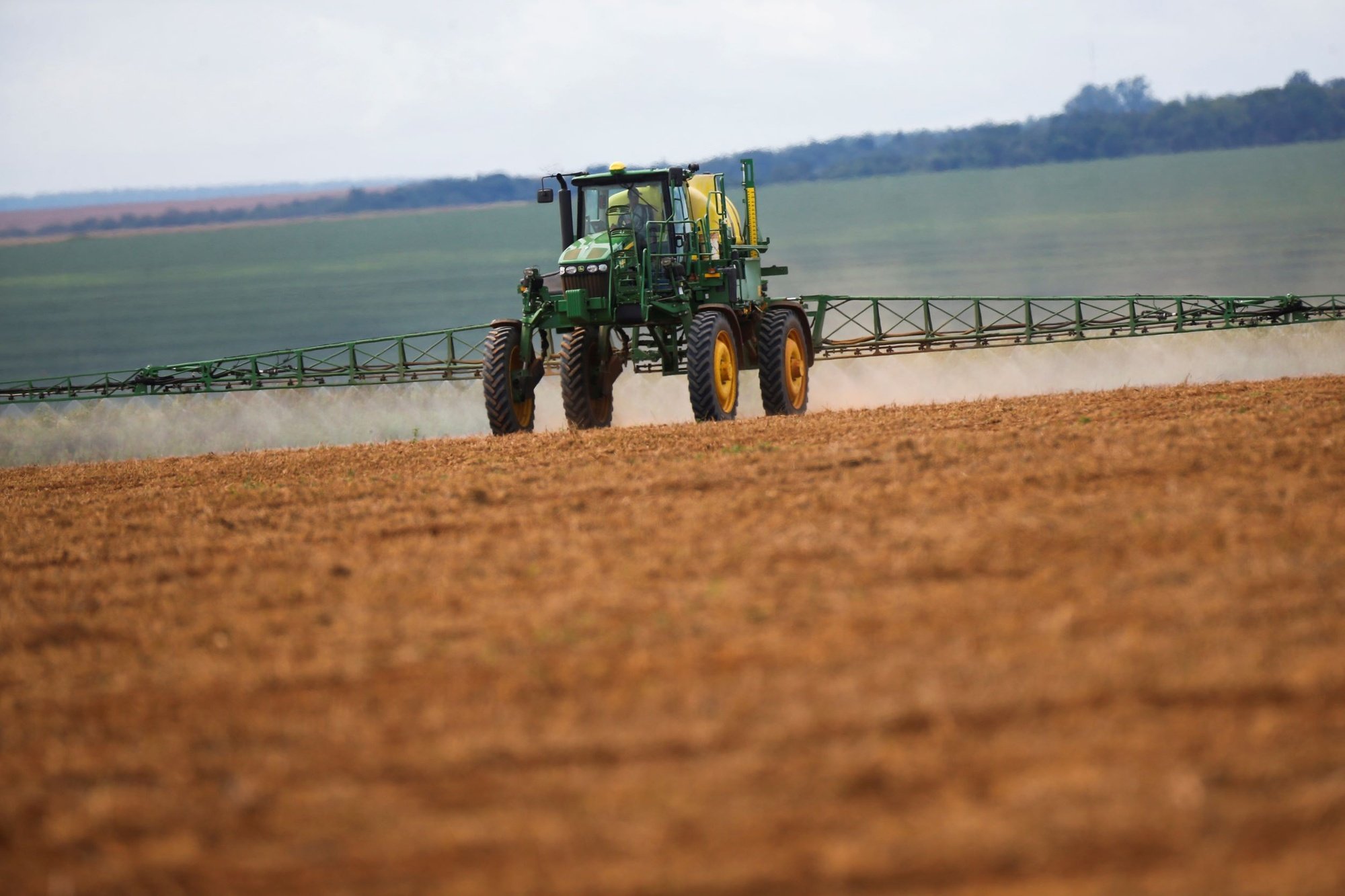 Agriculture: « Les premières victimes avérées des pesticides sont les agriculteurs »