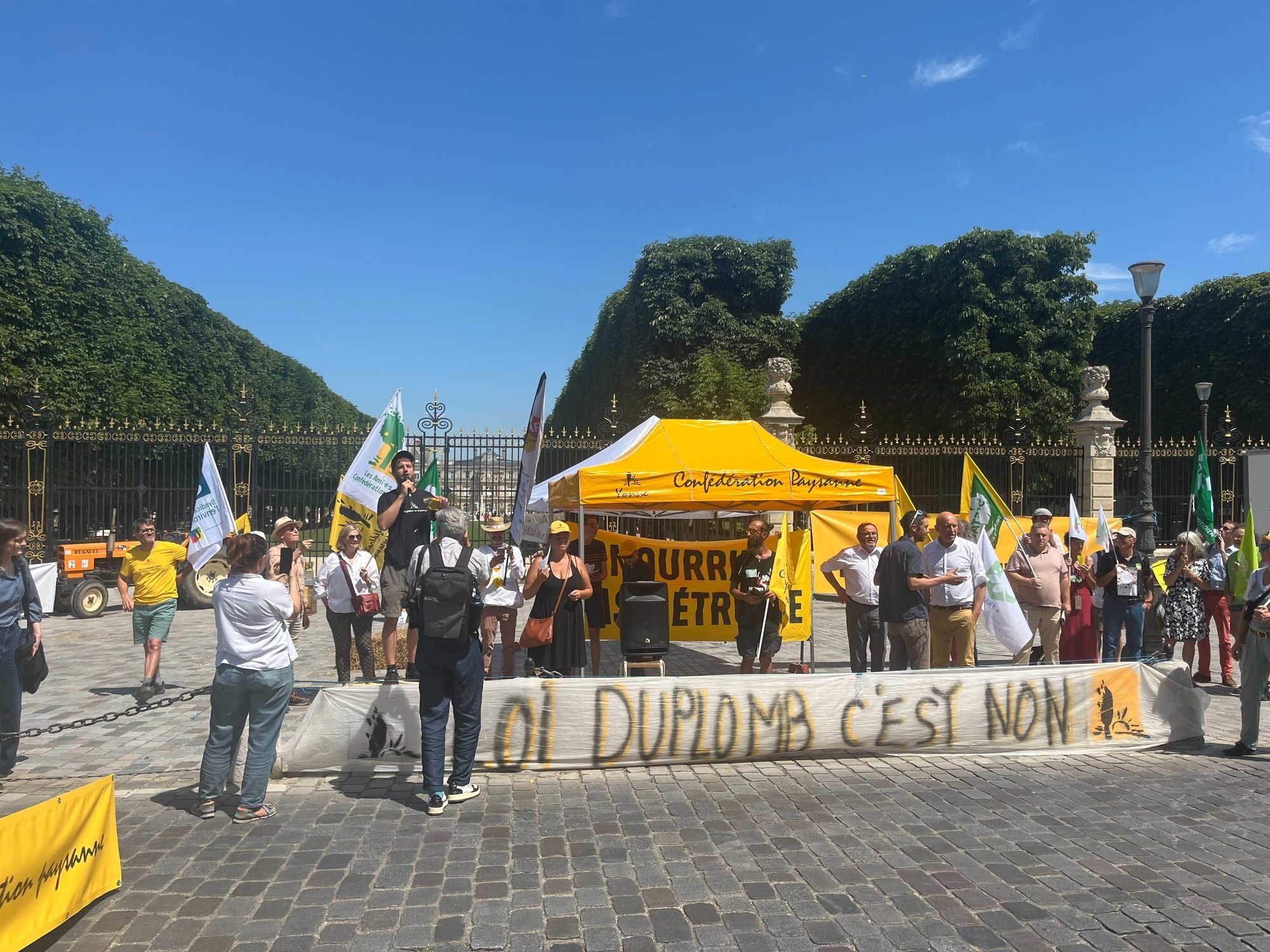 Loi Duplomb : le combat dans la rue de la Confédération paysanne