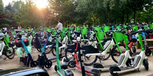 Vélos, trottinettes, scooters : Bordeaux Métropole siffle la fin de la foire du free-floating