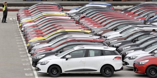 Automobile électrique : l'Amérique exclut des subventions les importations de composants chinois