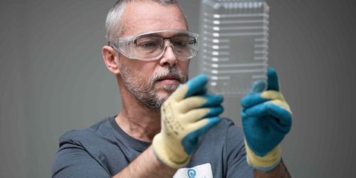 Prix 10.000 startups 2021 : Carbiolice, l'ambition folle de rendre le plastique propre