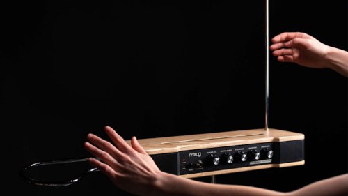 the-ethereal-sound-of-moog-s-new-etherwave-theremin-flipboard