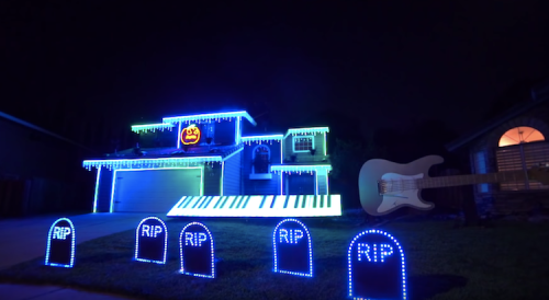 An Extremely Elaborate Home Halloween Light Show Synchronized to a Medley of Michael Jackson Songs