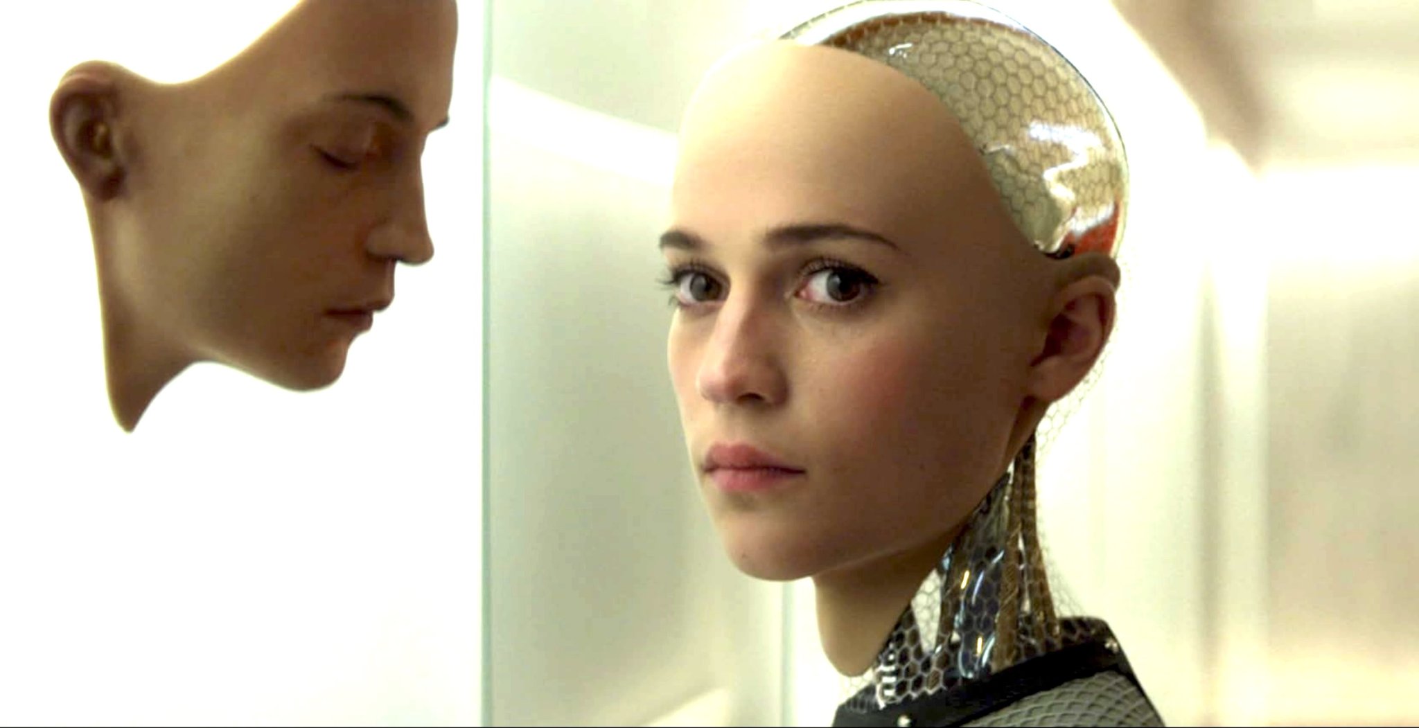 How the Plot of ‘Ex Machina’ Was Actually a Reverse AI Turing Test For Humans