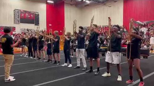 High School Band Performs Elaborate Trombone ‘Headchopper’ Routine While Blindfolded