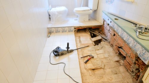 Affordable Bathroom Remodel Ideas | Lauren Kinghorn