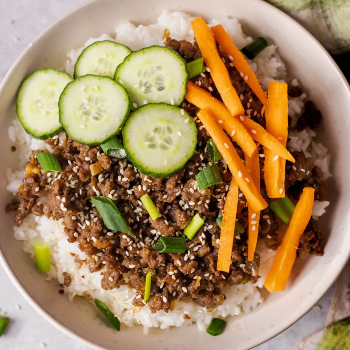 Easy Korean Beef and Rice Bowls (Tasty 15 Minute Meal)