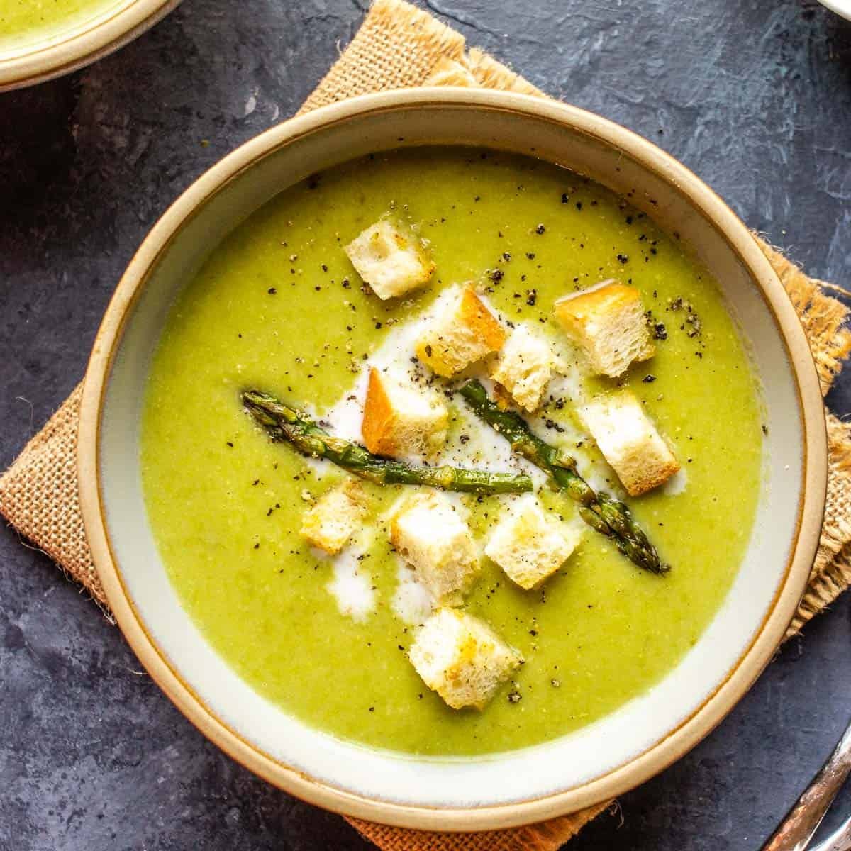 Creamy Roasted Asparagus Soup