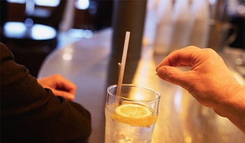 Soumission chimique : la lente reconstruction d’une victime de la drogue du violeur