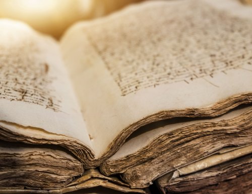 What Is Bibliomancy? Definition and Techniques