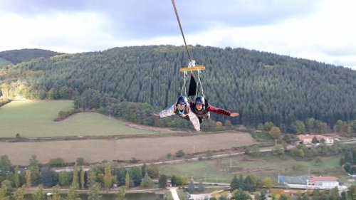 Une tyrolienne géante d’un kilomètre de long pour s’envoyer en l’air à 110 km/h près de Lyon