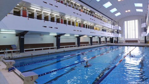 La plus vieille piscine de Paris se refait une beauté