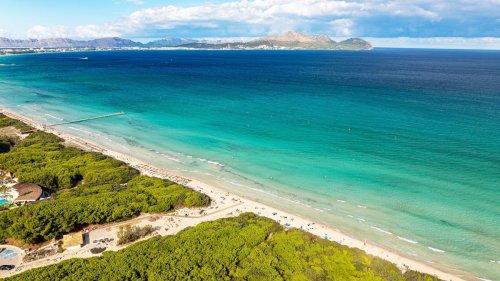 L'une des 10 plus belles plages du monde est à moins d'1H30 de vol de Bordeaux !