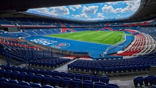 Le Parc des Princes se transforme en fête foraine ce week-end
