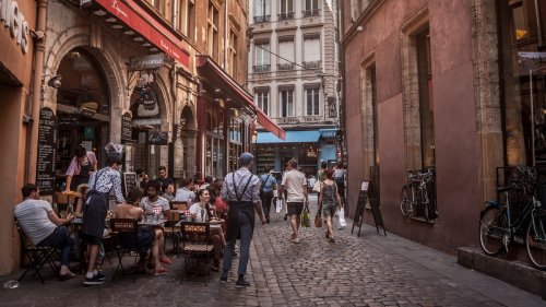 794 nouvelles terrasses débarquent à Lyon pour l'été