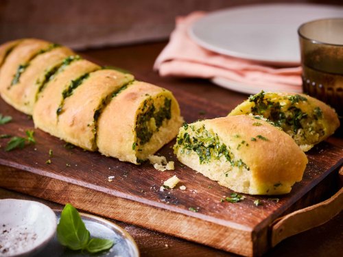 Fürs Grillen: Kräuterbaguette selber machen