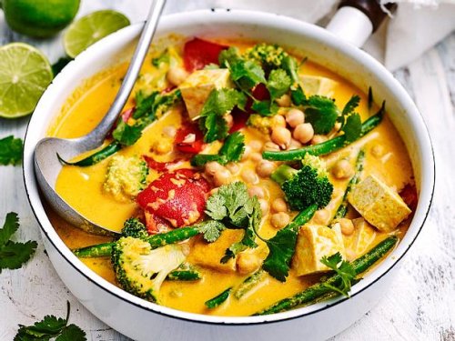 Cremiges Curry mit viiiel Gemüse Rezept | LECKER
