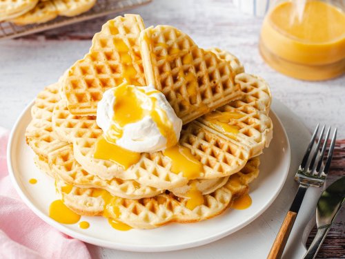 Saftig fluffig zugleich: Eierlikör-Waffeln für den Brunch