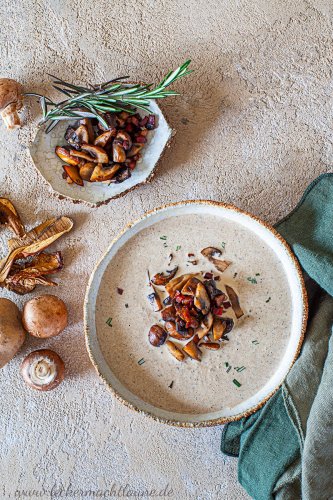 Pilzsuppe {einfach & lecker}