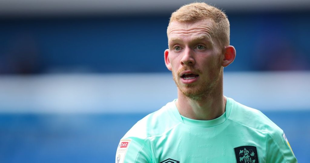 Leeds United morning headlines as Lewis Bate fee and medical details