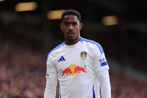 ‘Honestly’… Leeds United fans all have the same message for Junior Firpo after latest update on his future