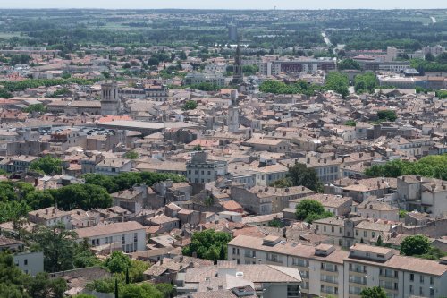 Surnommée la "Rome française", cette ville propose des maisons de 100 m2 pour moins de 300 000 €