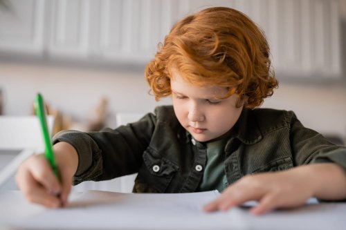 Et si écrire mal était un signe d'intelligence supérieure ? Voici ce que disent ces expertes