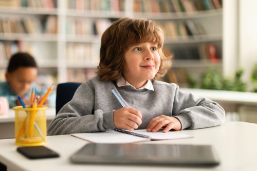 Ce comportement en classe est fréquent chez les enfants à haut potentiel, selon des chercheurs