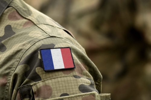 "Je travaille pour l'armée 25 jours par an, en plus de mon emploi : voici combien cela me rapporte"