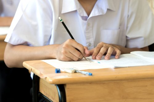 "Diplômé d'un bac pro, j'ai obtenu le concours de médecine haut la main"