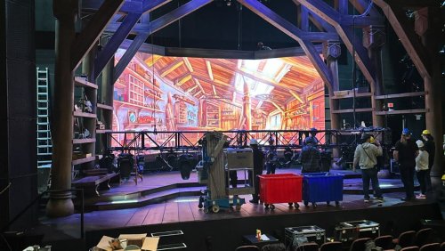 Here's a First Look at the DUNGEONS & DRAGONS Interactive Stage Experience, THE TWENTY-SIDED TAVERN