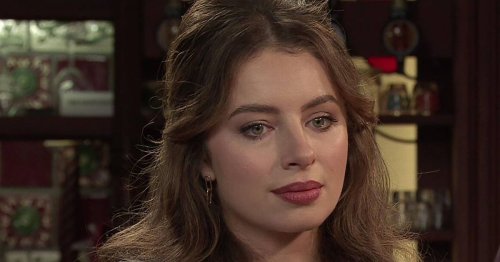Coronation Street fans 'obsessed' as Charlotte Jordan unveils new blonde hairdo ahead of exit