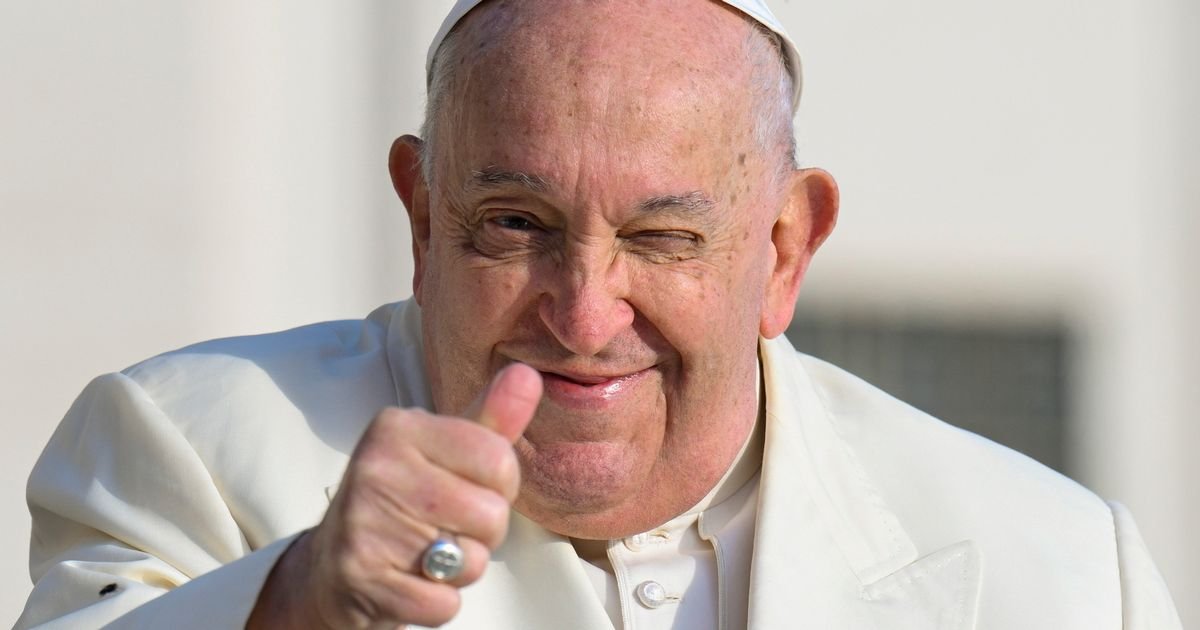 Tributes pour in for Pope Francis from around the world - leave your own