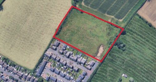 Controversial 41-home plan for 'flood risk' Leicestershire village approved