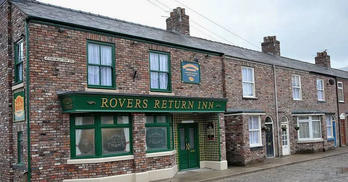 ITV Coronation Street Mick Michaelis star quits soap just weeks after making history