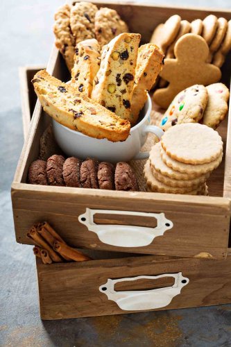 How to Throw an Unforgettable Cookie Swap