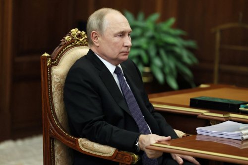 Guerre en Ukraine : Vladimir Poutine veut stopper la contre-offensive de Kiev d'ici début octobre