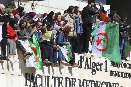 Comment l’Algérie tente de bannir la langue française de ses universités