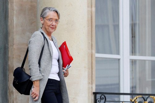 Le RN, « héritier de Pétain » : Élisabeth Borne recadrée par Emmanuel Macron en Conseil des ministres
