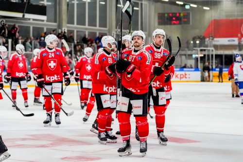 La Suisse bat difficilement la France à Marseille