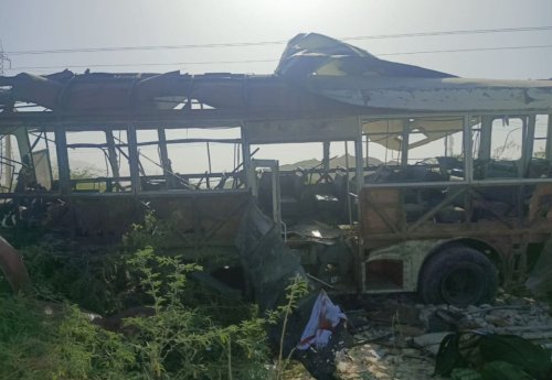 Un bus scolaire attaqué, au moins quatre enfants tués