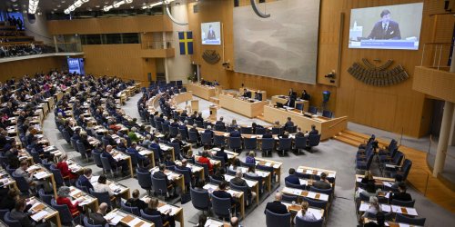 Guerre en Ukraine, en direct : le Parlement suédois approuve l’adhésion à l’OTAN