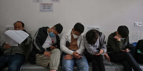 En Chine, certains jeunes de moins de 30 ans préfèrent « rester couchés »