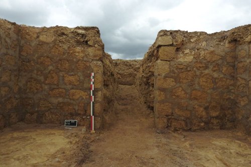 Archéologie : un vaste site fortifié de la Luftwaffe ressort de terre près de Caen