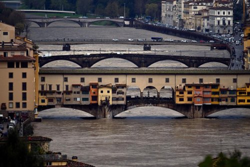 People evacuated and museums close in Tuscany amid flooding